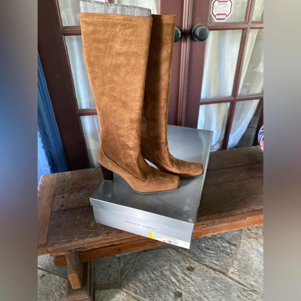 Franco Sarto Suede Boot. Size 9 - image 4